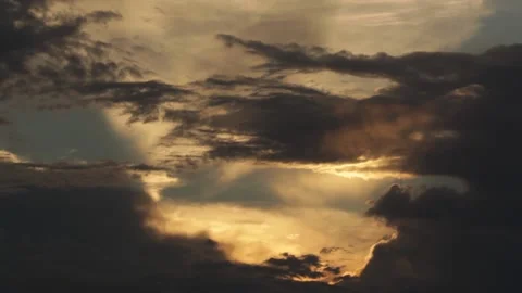 Sunset with clouds in Africa 스톡 동영상 150871734