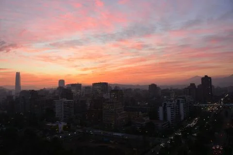 Sunset clouds and landscape in Chile 库存照片