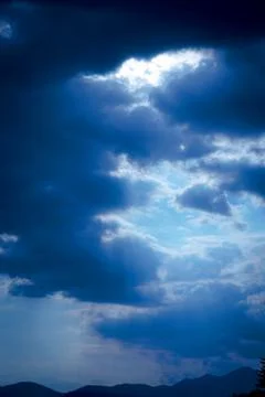 Sunset clouds with blue sky, sky cloud background. Foto stock