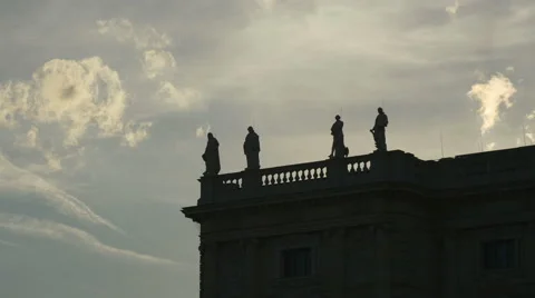 Sunset clouds fly over the roof of Natural History Museum in Vienna Stock Footage 66844259
