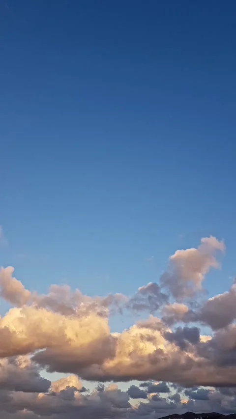 Sunset as clouds obscure a vast area of the sky, The sun Stock Footage 295394435