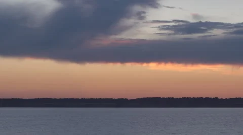 Sunset clouds over sea Vídeo Stock 40759982