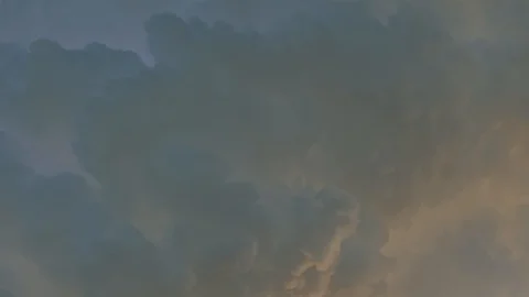 Sunset clouds shined from below with the sun Vídeo Stock 118691898