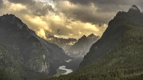 Sunset clouds at Watzmann and Hochkalter Stock Footage 167885893