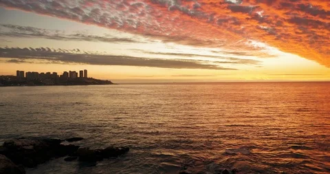 Sunset on the coast Vídeo Stock 111438961