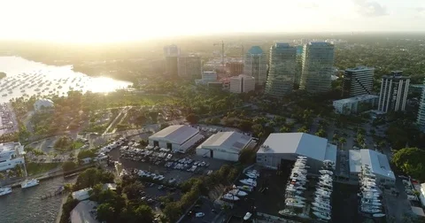 Sunset Coconut Grove 库存影片 81167141