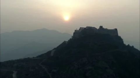 Sunset cottage Stock-Footage 235276744