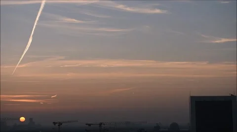 Sunset with cranes and birds 库存影片 47669530