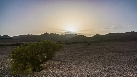 Sunset in the desert 4k timelapse 스톡 동영상 90966148