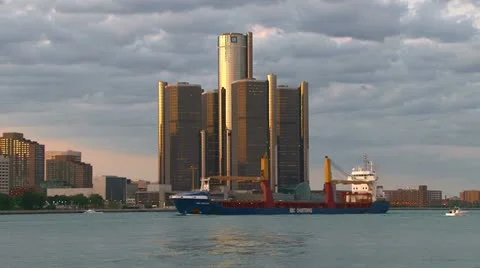 Sunset on Detroit's riverfront. 動画素材 11870604