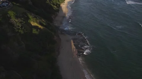Sunset at Diamond Head Beach on Oahu, Hawaii Stock Footage 170903796