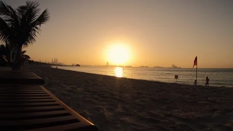 SUNSET DUBAI BEACH TIMELAPSE Video stock 101620775