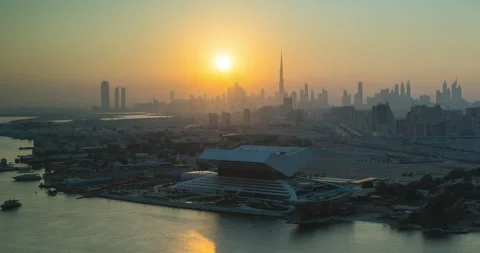 Sunset in Dubai view to downtown, time lapse, panorama of Dubai. Sun sets over Stock-Footage 131382520