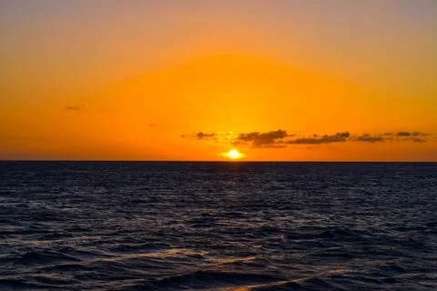 Sunset at Eagle Beach on Aruba island in the Caribbean, stunning colours on a Foto stock