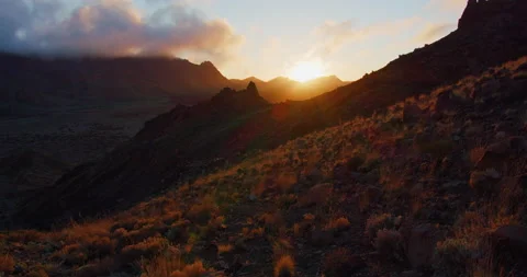 Sunset. The Edge of the World is an unexpected and dramatic geological wonder in Stock Footage 200266051