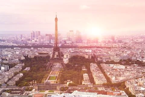 Sunset Eiffel tower and Paris city view form Triumph Arc. Foto stock