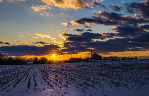 Sunset with Farm in Background Foto stock