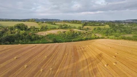 Sunset of Fields and Farms over Devon from a drone, Torquay, Torbay, Devon, UK Vidéo 314971297