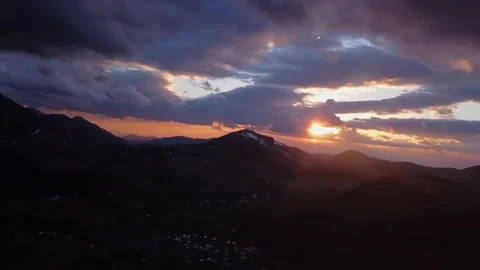 Sunset in fluctuating motion from the air, drone aerial view Видео 186490151