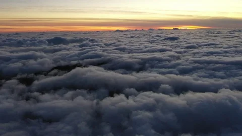 Sunset flying in the clouds 3 Video stock 121531460