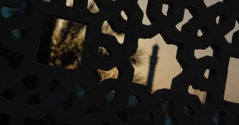 Sunset Focus Pull of Al Lawati Mosque Minaret (4K) Stock Footage 45872175