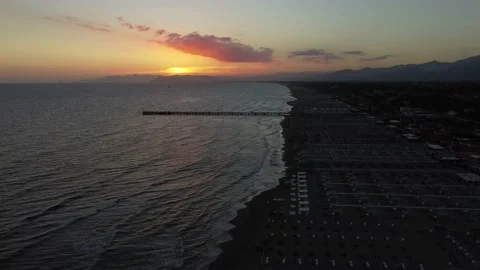 Sunset in Forte dei Marmi Video stock 156070290