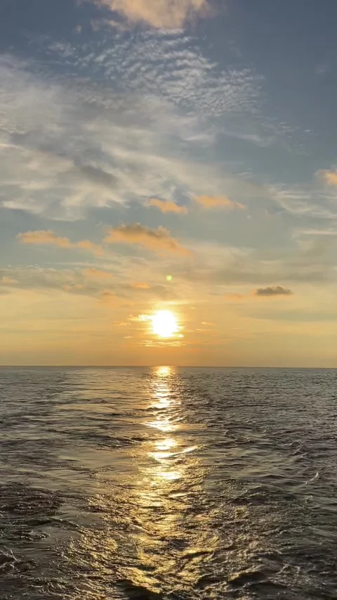 Sunset Glory: Perfect Alignment from a Ship's Deck Video stock 296599196