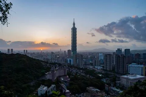 Sunset high angle view of the cityscape of Xinyi District Foto stock