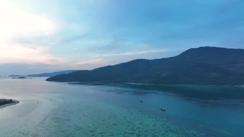 Sunset in a horizon sky over the coastline Stock Footage 200817997