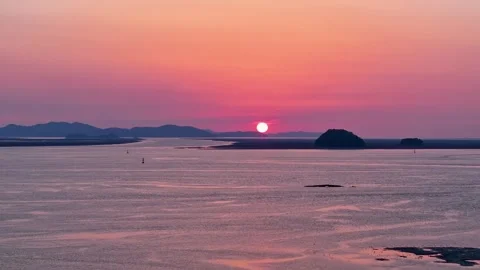 Sunset Hyperlapse over Jeongseojin, West Coast of Incheon, Korea 스톡 동영상 324773441