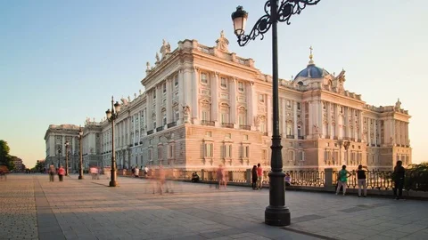 Sunset hyperlapse of the Royal Palace of Madrid (Palacio Real), in Madrid. Stock Footage