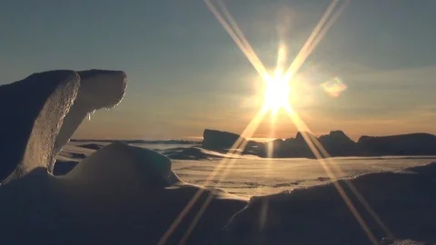 Sunset on the ice floe at the North Pole, Arctic Stock Footage 104867647