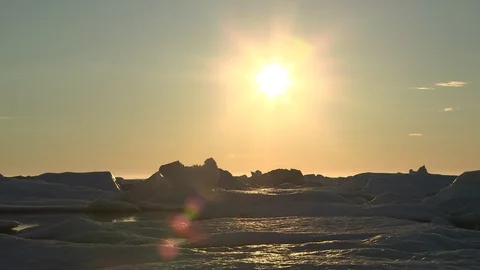 Sunset on the ice floe, North Pole Video stock 104953258