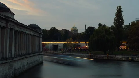 Sunset James-Simon-Park Berlin Timelapse Video stock 109138950