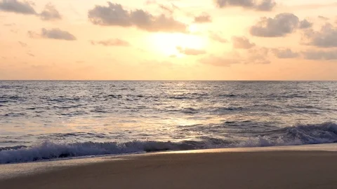 Sunset at Kata Beach, Phuket 库存影片 91371984