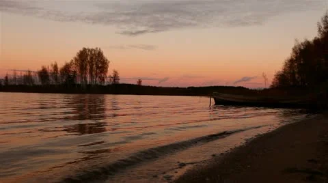 Sunset on the lake 스톡 동영상 12460461