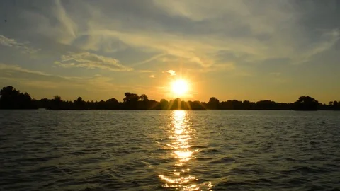 Sunset On The Lake Vídeo Stock 86847183