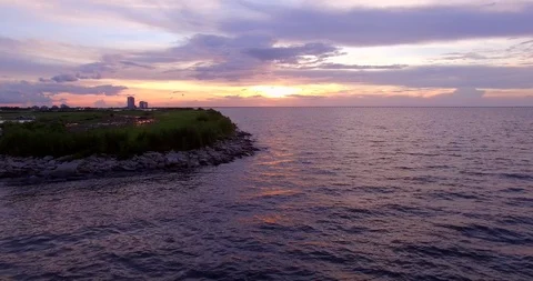 Sunset on the lake 動画素材 97076973