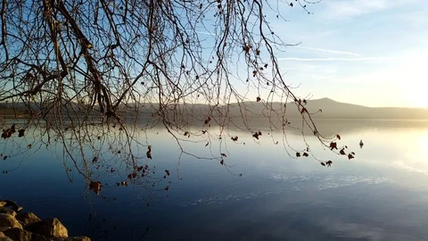 Sunset at the lake 動画素材 101190718