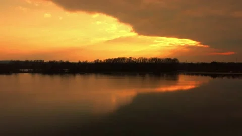 Sunset on the lake 스톡 동영상 229539150