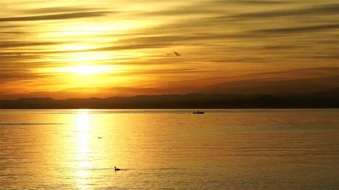 Sunset on the Lake Garda Stock-Footage 107648638