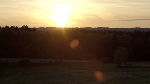 Sunset lens flare 스톡 동영상 75720332