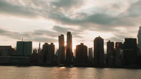 Sunset light entrace Manhattan open wide angle shot Stock Footage 339843309