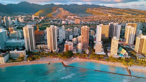Sunset light over Waikiki high rise towers, Honolulu Video stock 339675011