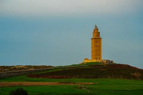 Sunset looking at the tower of hercules Foto stock