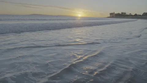 Sunset at low tide in Ventura, CA Video stock 144032830