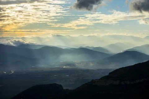 Sunset in Mare De Deu Del Mont peak, La Garrotxa, Spain Stockfoto's