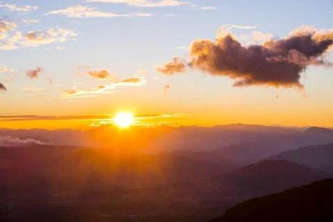 Sunset in Mare De Deu Del Mont peak, La Garrotxa, Spain 스톡 사진