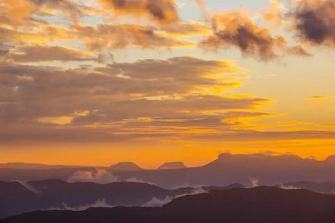 Sunset in Mare De Deu Del Mont peak, La Garrotxa, Spain Stock-Fotos