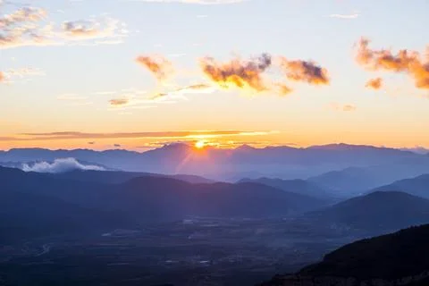 Sunset in Mare De Deu Del Mont peak, La Garrotxa, Spain 스톡 사진